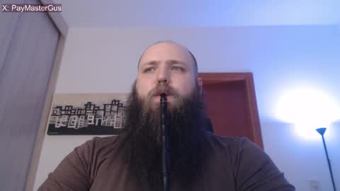 Bear online show from November 7, 2025, 9:37 pm