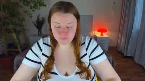 Polina online show from October 1, 2025, 2:23 pm