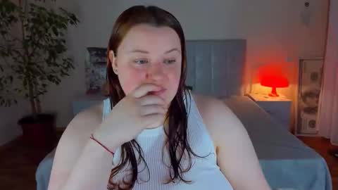 Snapshot of polinasallivan chatting on May 21, 2026, 4:58 pm Polina online show from May 21, 2026, 4:58 pm