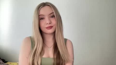 Snapshot of polishangel222 chatting on May 2, 2026, 10:31 am polishangel222 online show from May 2, 2026, 10:31 am