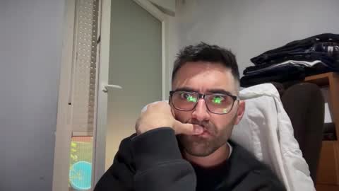 pollabeta online show from January 17, 2026, 9:47 am