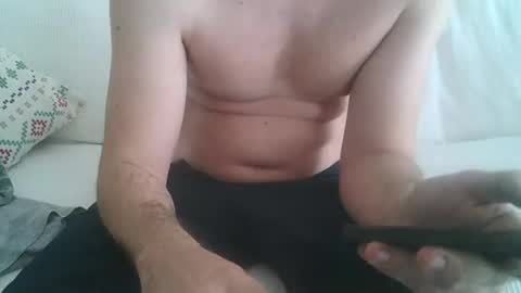 Snapshot of pollon20cm1988 chatting on May 11, 2026, 2:01 pm pollon20cm1988 online show from May 11, 2026, 2:01 pm