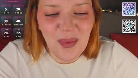 Snapshot of polly__mayer chatting on December 20, 2025, 2:07 am Polly online show from December 20, 2025, 2:07 am