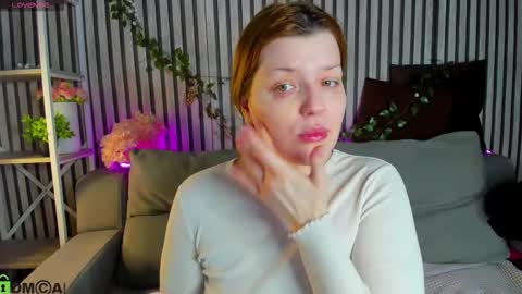 Snapshot of polly__mayer chatting on February 22, 2026, 1:18 am Polly online show from February 22, 2026, 1:18 am