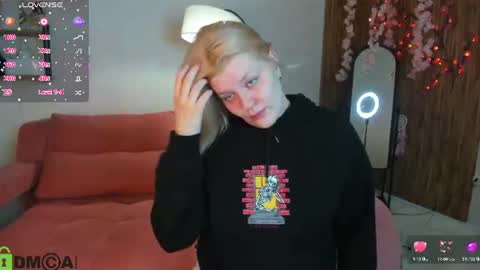 Snapshot of polly__mayer chatting on July 9, 2026, 1:20 am Polly online show from July 9, 2026, 1:20 am