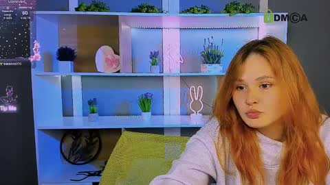 polly_cute1 online show from April 7, 2026, 6:52 pm