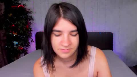 Polly online show from September 12, 2025, 6:02 am