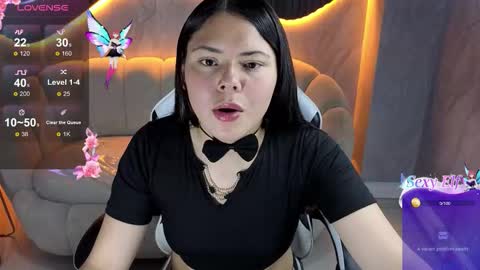 Snapshot of polly_tx chatting on December 14, 2025, 3:12 am Online 2200 to 600 online show from December 14, 2025, 3:12 am