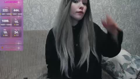 Snapshot of polly_wow chatting on April 9, 2026, 6:57 pm Polly online show from April 9, 2026, 6:57 pm