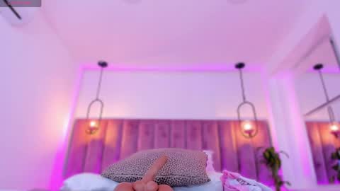 POLLY online show from March 31, 2026, 10:15 am