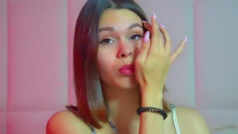 Snapshot of pollylanders chatting on October 19, 2025, 6:41 pm Polly online show from October 19, 2025, 6:41 pm