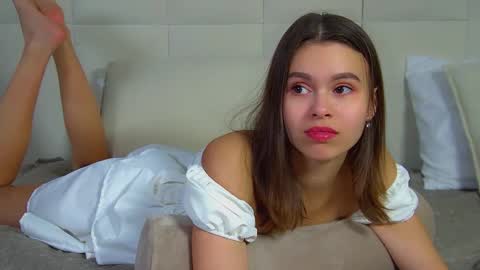 Polly online show from February 25, 2026, 6:56 am