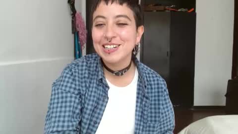 Poly online show from December 12, 2024, 5:48 pm