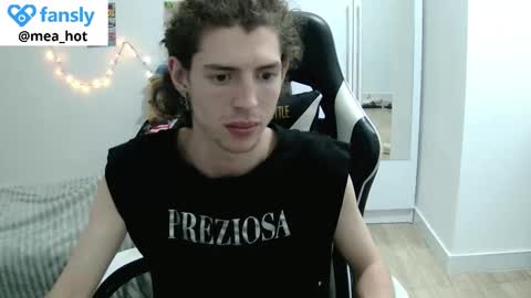 aleks ness online show from October 8, 2025, 6:05 pm