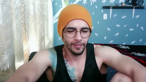 Snapshot of ponzothc chatting on September 25, 2025, 8:23 pm ponzothc online show from September 25, 2025, 8:23 pm