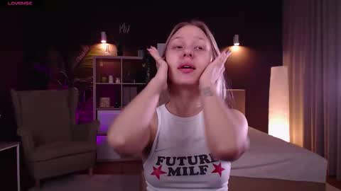 Snapshot of pooja_hegde chatting on October 7, 2025, 1:14 am Eva online show from October 7, 2025, 1:14 am