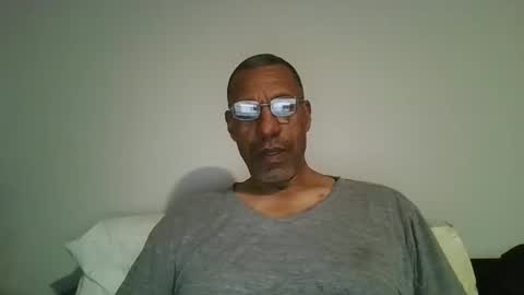 poolguy2496 online show from November 2, 2025, 5:10 am