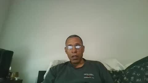 poolguy2496 online show from December 15, 2025, 5:39 pm