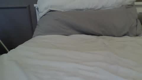 Snapshot of poomplex002 chatting on September 14, 2025, 4:17 pm TheMan002 online show from September 14, 2025, 4:17 pm