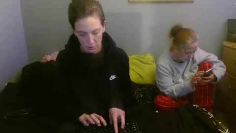 poopcap online show from December 31, 2024, 5:00 am