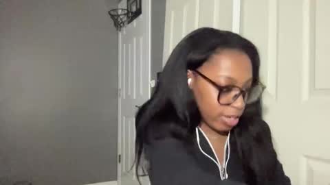 princess online show from December 10, 2024, 3:09 am