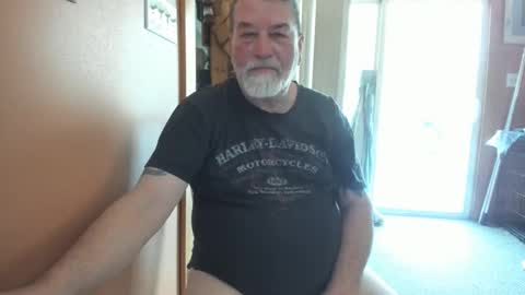 Snapshot of popcorn_peanut chatting on February 25, 2026, 2:48 pm xoxo online show from February 25, 2026, 2:48 pm