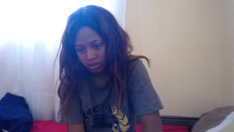 Snapshot of popetykely00 chatting on January 20, 2025, 9:35 am popetykely00 online show from January 20, 2025, 9:35 am