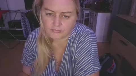 Snapshot of pornbusty chatting on February 10, 2025, 7:49 pm MelissOfficial online show from February 10, 2025, 7:49 pm