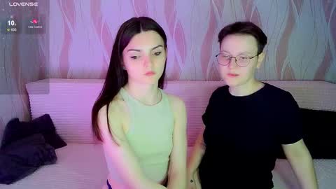 Ana and Tati online show from October 9, 2025, 7:34 pm