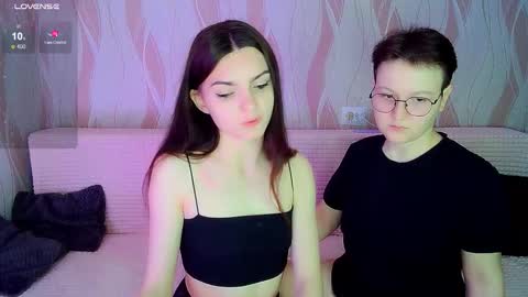 Ana and Tati online show from October 22, 2025, 8:08 pm