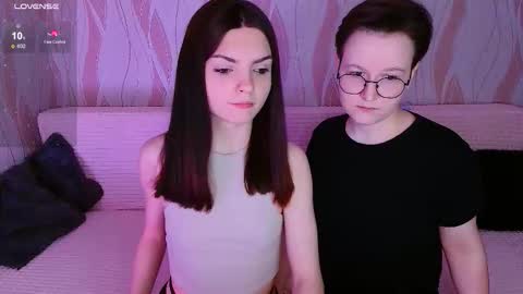 Ana and Tati online show from December 22, 2025, 10:29 pm