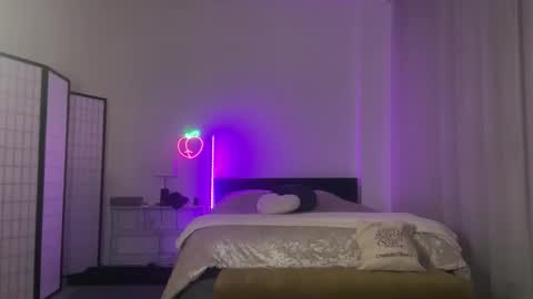 Portia Banks online show from April 14, 2026, 2:39 am