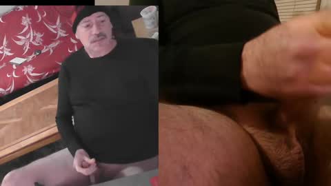 Snapshot of portlandjacob chatting on February 13, 2025, 1:15 pm portlandjacob online show from February 13, 2025, 1:15 pm