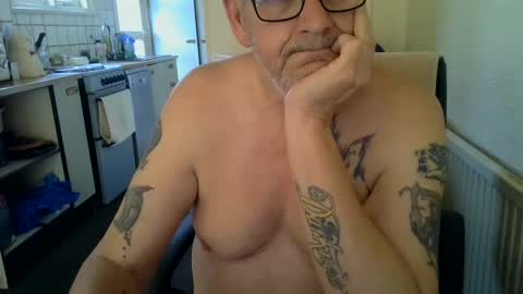 poshman65 online show from July 19, 2026, 9:02 am