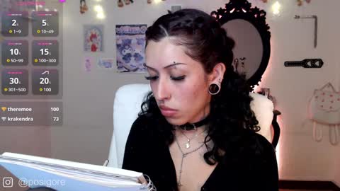 Snapshot of posigore chatting on December 2, 2024, 9:28 pm Anna Goth independient model online show from December 2, 2024, 9:28 pm