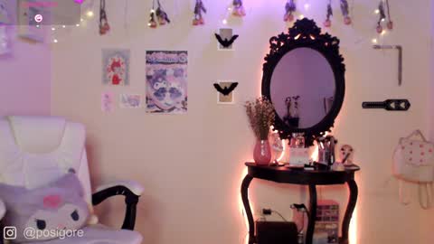 Snapshot of posigore chatting on December 24, 2024, 9:22 pm Anna Goth independient model online show from December 24, 2024, 9:22 pm