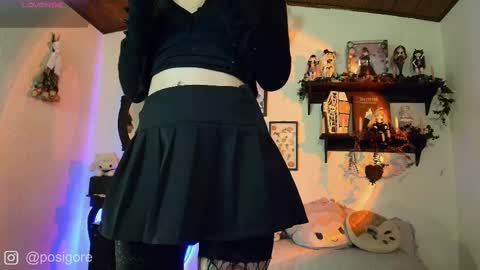 Snapshot of posigore chatting on March 4, 2025, 12:07 am Anna Goth independient model online show from March 4, 2025, 12:07 am