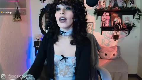 Snapshot of posigore chatting on March 7, 2025, 8:44 pm Anna Goth independient model online show from March 7, 2025, 8:44 pm