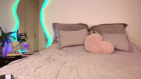 Snapshot of posigore chatting on October 30, 2025, 10:21 pm Anna Goth independient model online show from October 30, 2025, 10:21 pm