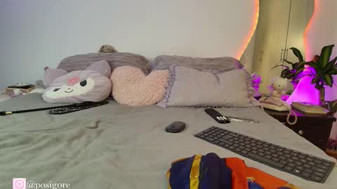 Snapshot of posigore chatting on November 14, 2025, 9:57 pm Anna Goth independient model online show from November 14, 2025, 9:57 pm