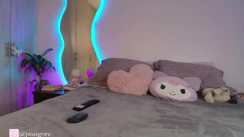 Snapshot of posigore chatting on November 28, 2025, 9:50 pm Anna Goth independient model online show from November 28, 2025, 9:50 pm