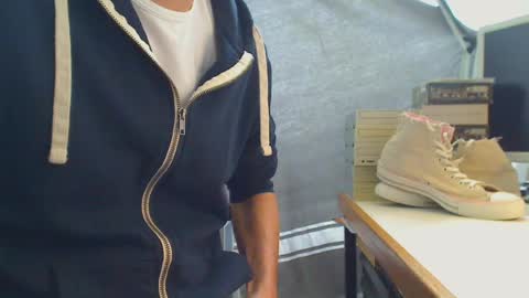 Snapshot of povlsen42 chatting on July 4, 2026, 12:44 pm povlsen42 online show from July 4, 2026, 12:44 pm