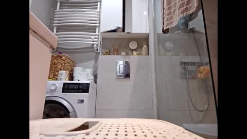 Snapshot of powermute22 chatting on October 15, 2025, 8:03 am Big Dick online show from October 15, 2025, 8:03 am