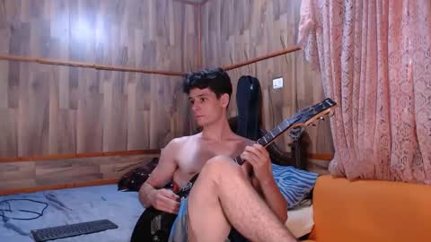 Snapshot of powertwinky chatting on December 15, 2024, 9:31 pm chris independent online show from December 15, 2024, 9:31 pm