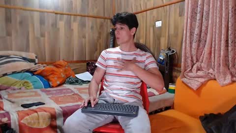 Snapshot of powertwinky chatting on February 11, 2025, 1:20 am chris independent online show from February 11, 2025, 1:20 am