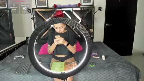 Snapshot of poyson_ivy1 chatting on May 12, 2026, 12:08 am poyson_ivy1 online show from May 12, 2026, 12:08 am