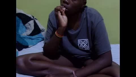 precious_nesh online show from November 8, 2025, 6:40 pm