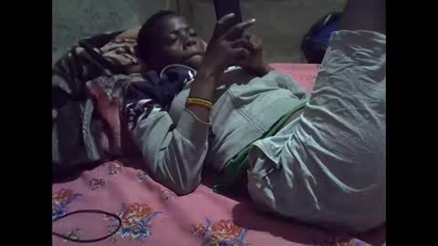 Snapshot of precious_nesh chatting on May 26, 2026, 5:47 am precious_nesh online show from May 26, 2026, 5:47 am
