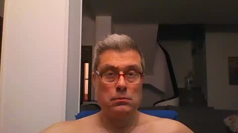 Snapshot of prendimisubito chatting on April 18, 2026, 10:21 pm prendimisubito online show from April 18, 2026, 10:21 pm