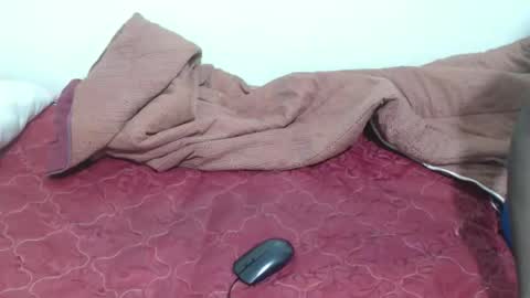 Snapshot of preshty chatting on December 2, 2025, 7:03 am preshty online show from December 2, 2025, 7:03 am